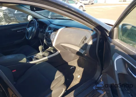 2015 Nissan Altima 2.5 Sv from USA, damaged, VIN 1N4AL3AP1FC194964